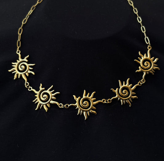 "Güneşin Dansı" Kolye