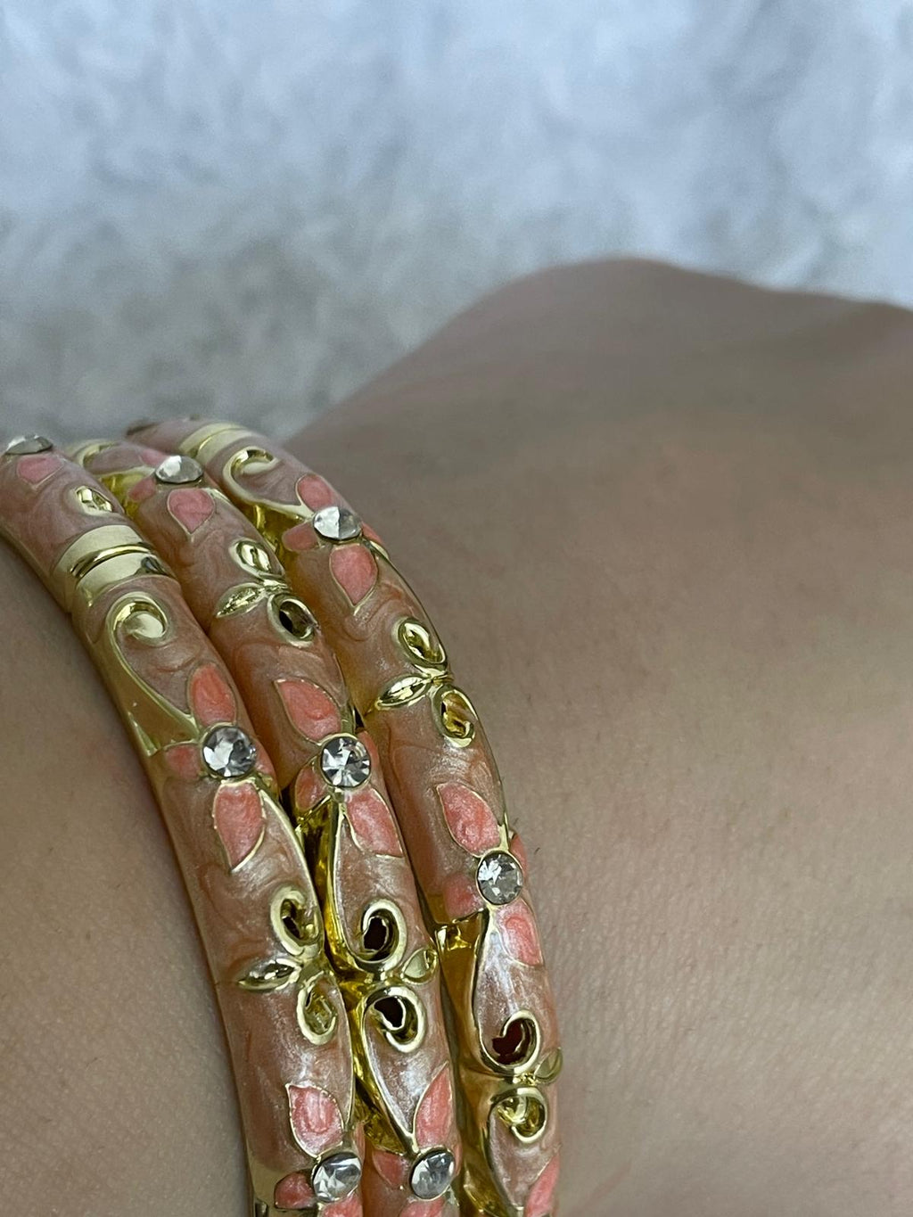 "Zamanın Renkleri" Kelepçe